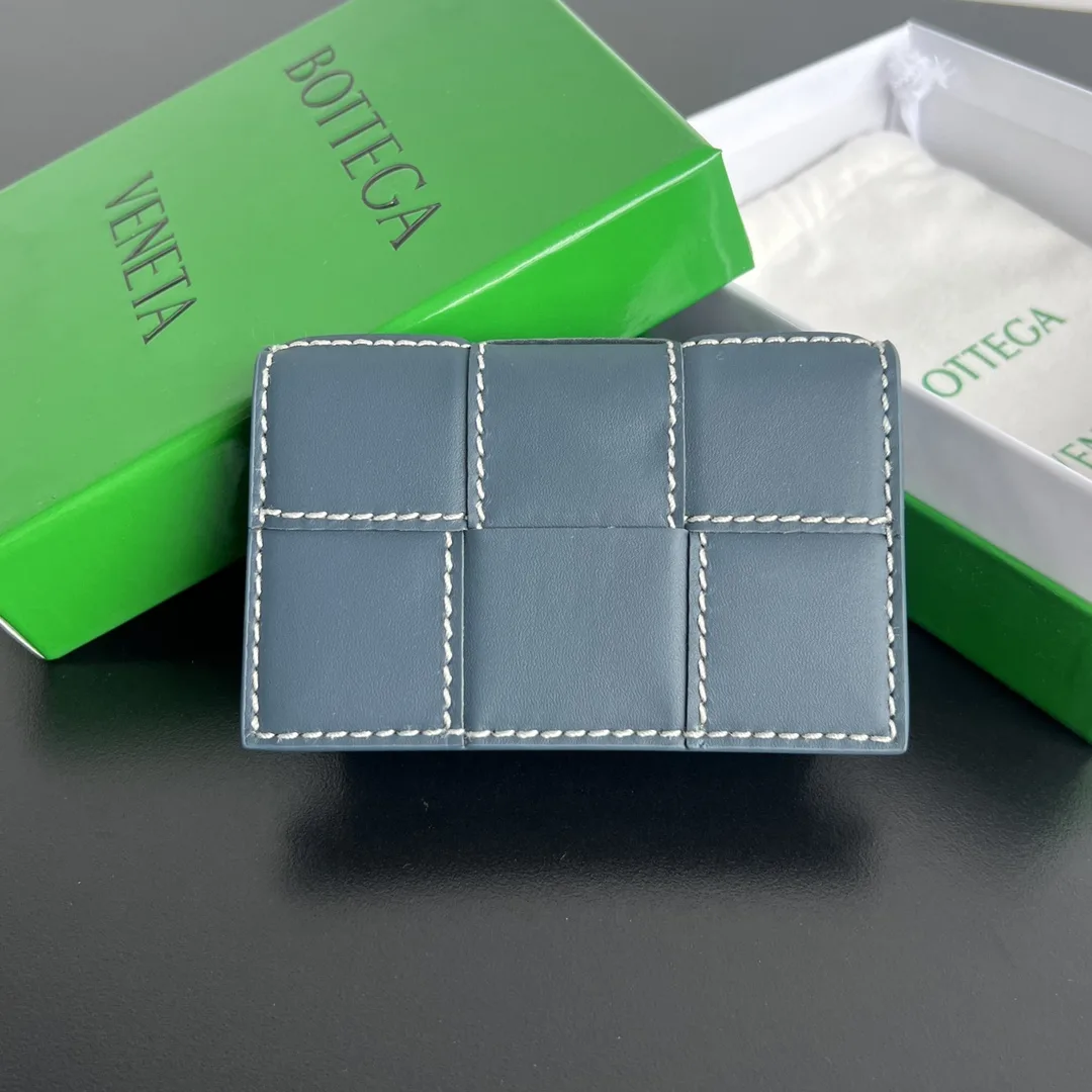 보테가베네* 가죽 카드 홀더  679848   12.5x7.5cm