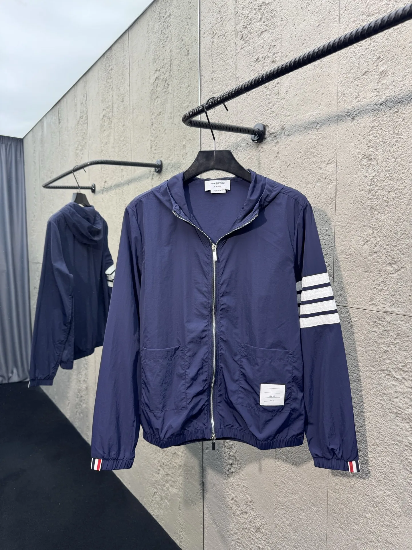 Thom Browne 바람막이 아우터 재킷
