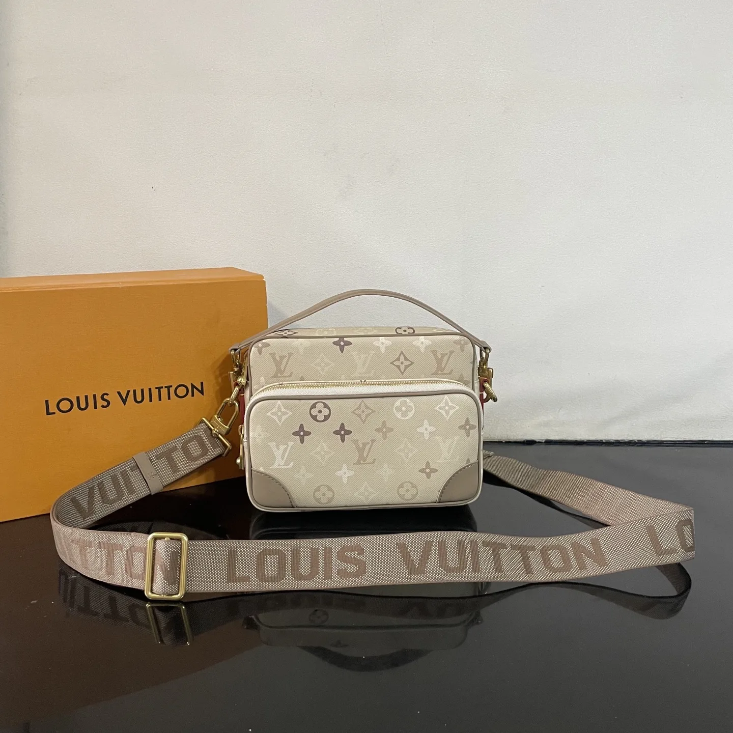 Nil Monogram Other - Bags M29273 25 x 17.5 x 11 cm