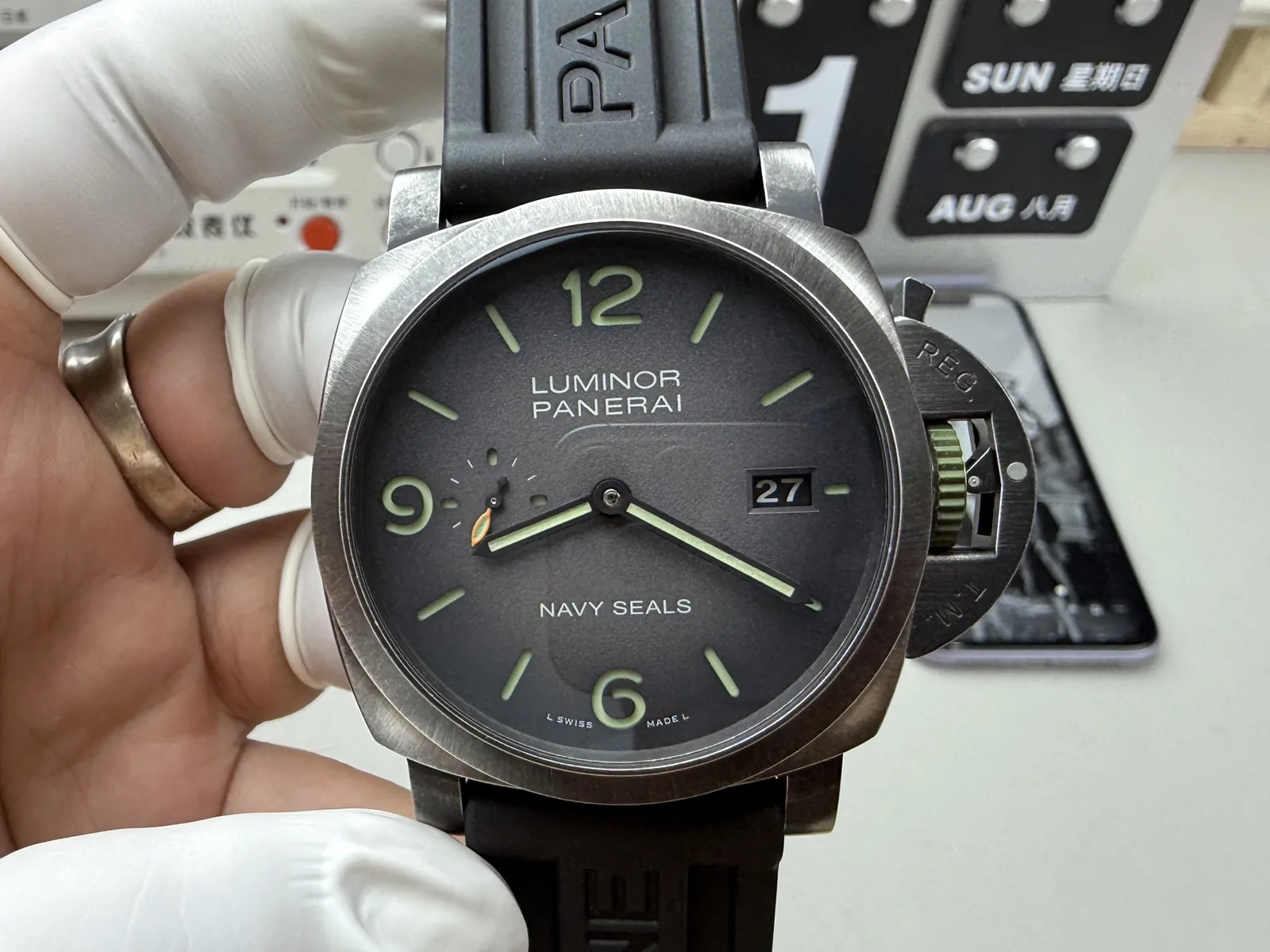 VS l P9010 l 44mm l 파네라이 Pam1412