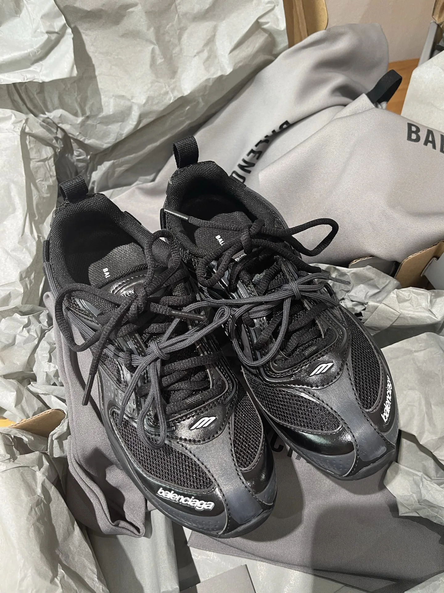 레이더 슬립온 스니커즈 남녀공용