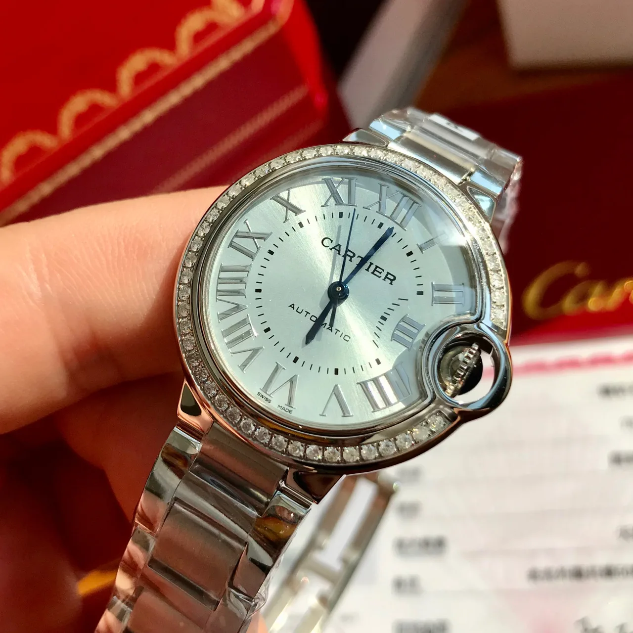 Eta2671  무브먼트 l 33mm l  까르띠에 워치 발롱 블루W4BB0028 다이아몬드.