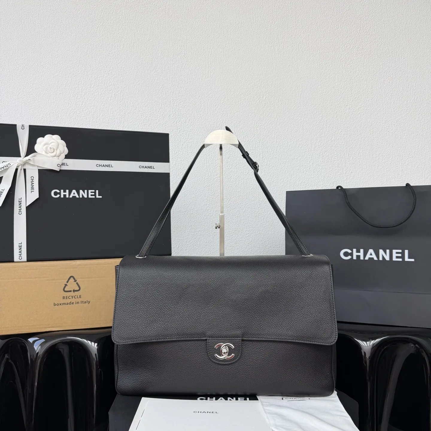 26S CF Maxi Flap Bag 38cm